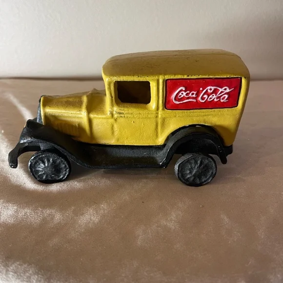 Coca Cola Cast Iron Delivery Truck Vintage Coke Company Soda Pop Yellow Rare - Picture 5 of 8